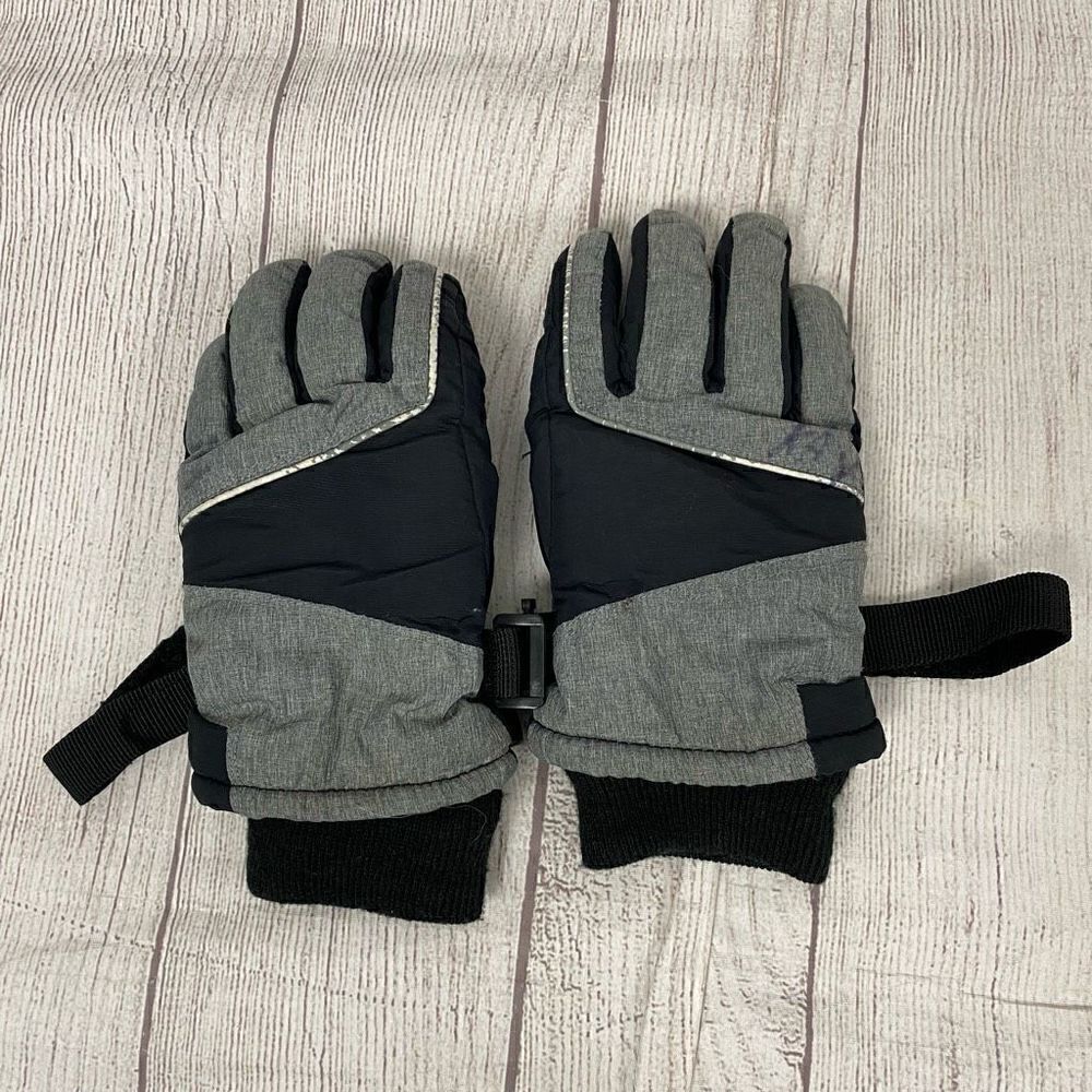 3M Thinsulate insulated youth snow gloves grey & black